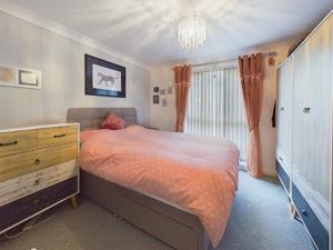 Photo 5- click for photo gallery